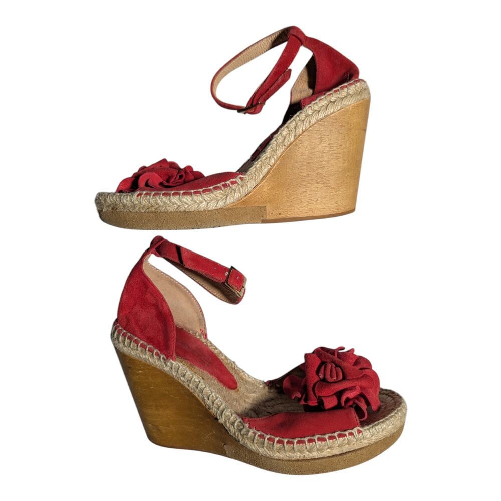 Andre Assous Red Suede Flower Detail Ankle Strap Wooden Wedge Sandals Sz 6.5
